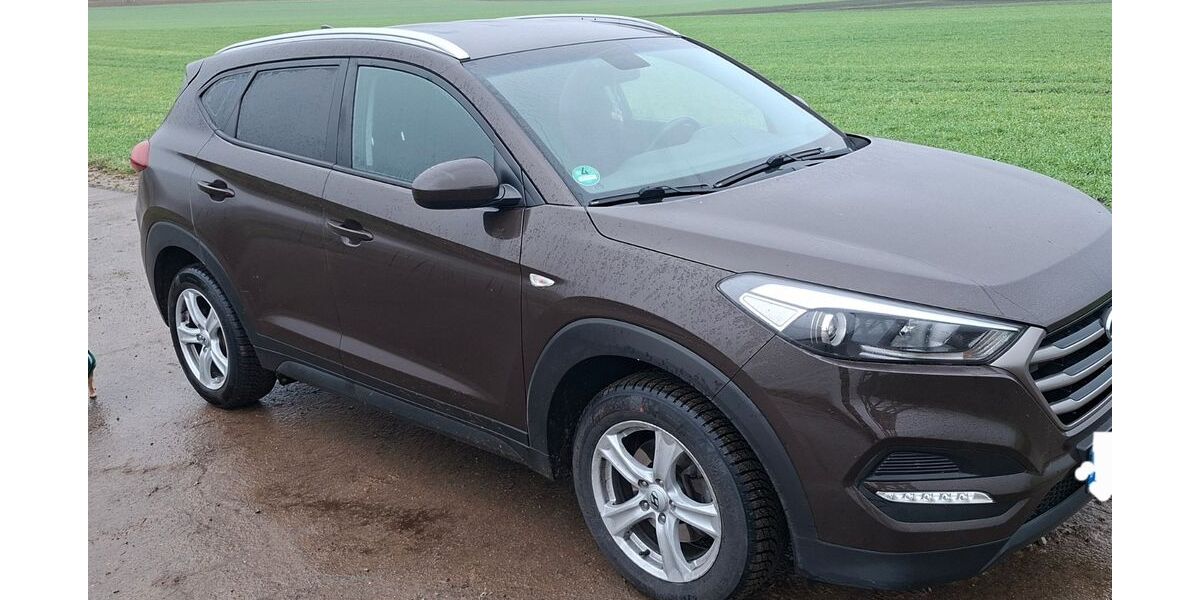 Hyundai TUCSON 120.000 km 14.500 € Denkte 38321