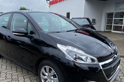 Peugeot 208 189.000 km 2.990 &euro; Goslar 38644