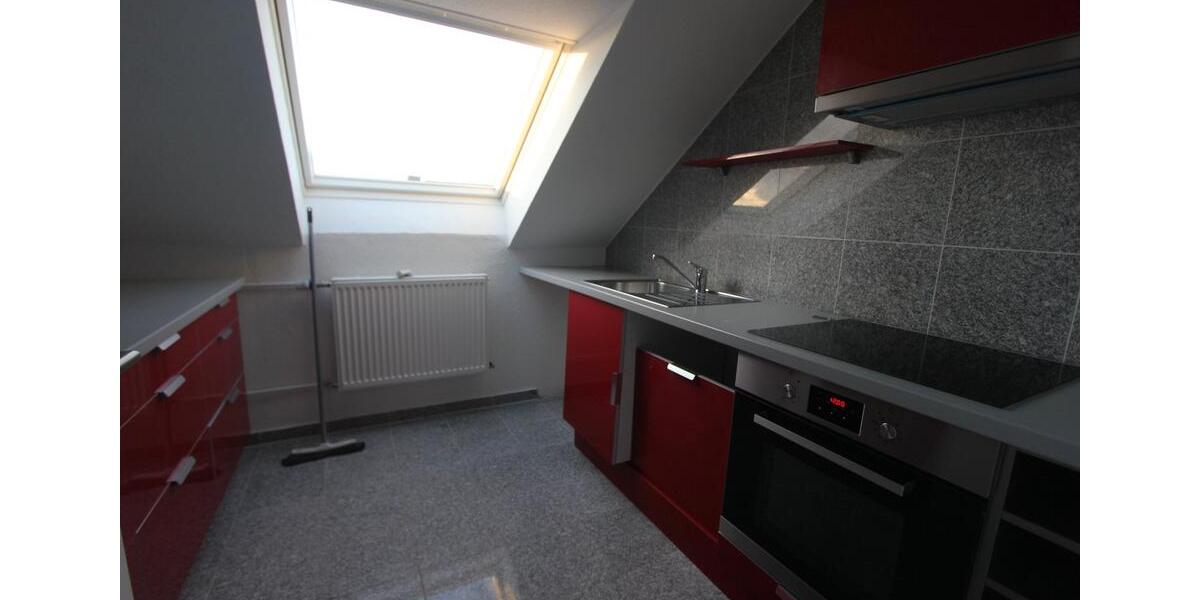 Dachgeschoßwohnung Braunschweig Wabe-Schunter-Beberbach - 3 Zimmer, 56 m&sup2;, 140.000&euro; | Angebot:27226425
