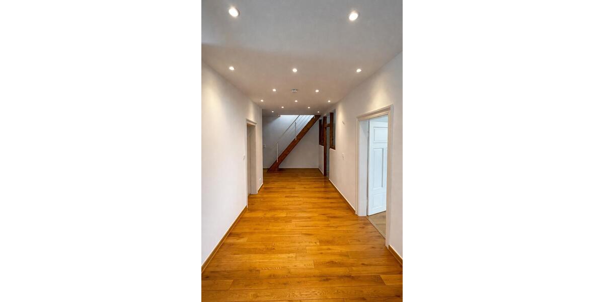 Maisonettenwohnung Hildesheim Oststadt/Stadtfeld - 5 Zimmer, 173 m&sup2;, 1.400&euro; | Angebot:26237639