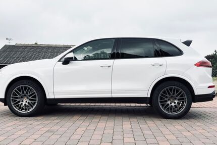Porsche Cayenne 91.000 km 40.999 € Ilsede 31246