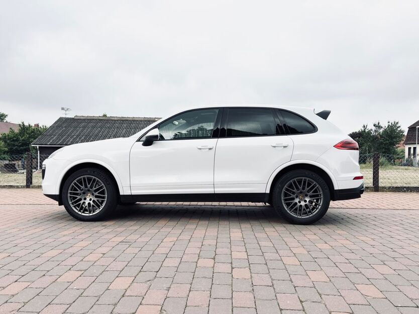 Porsche Cayenne 91.000 km 40.999 € Ilsede 31246