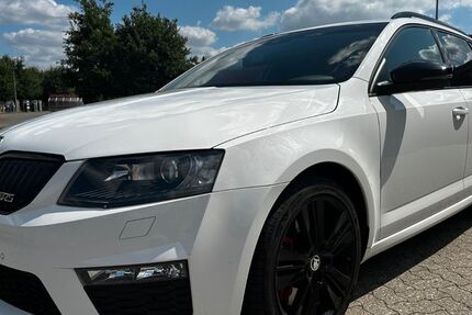 Skoda Octavia 161.131 km 11.799 € Salzgitter 38228