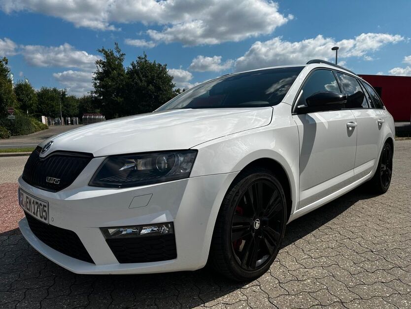 Skoda Octavia 161.131 km 11.799 € Salzgitter 38228