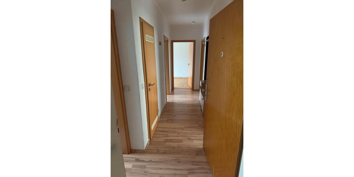 Etagenwohnung Goslar Jürgenohl - 3 Zimmer, 67 m&sup2;, 135.000&euro; | Angebot:26497996