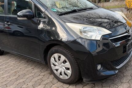 Toyota Verso-S 147.000 km 4.999 &euro; Adenstedt 31246