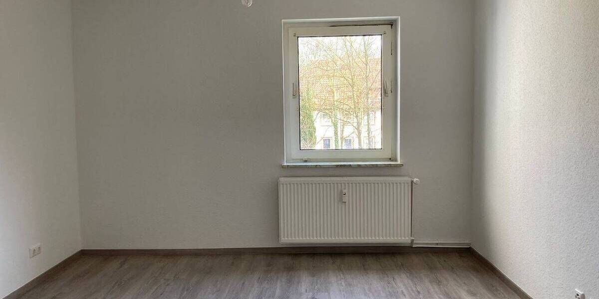 Etagenwohnung Salzgitter Lebenstedt - 2 Zimmer, 49 m&sup2;, 295&euro; | Angebot:26259205