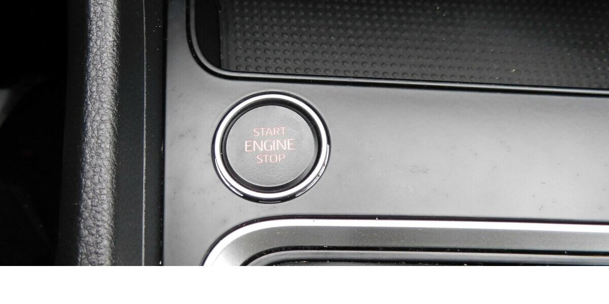 Seat Ateca 1.5 Style TSI BMT Navi Klima Alu 30.400 km 21.690 &euro; Vordorf 38533