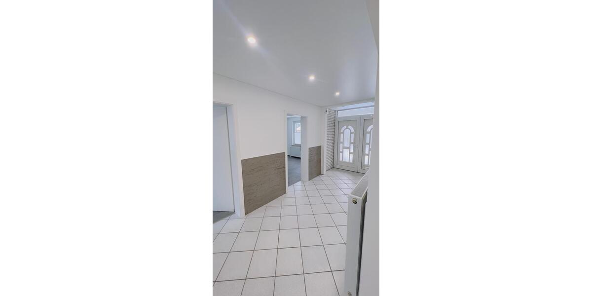 Etagenwohnung Edemissen - 2 Zimmer, 75 m&sup2;, 900&euro; | Angebot:26226914