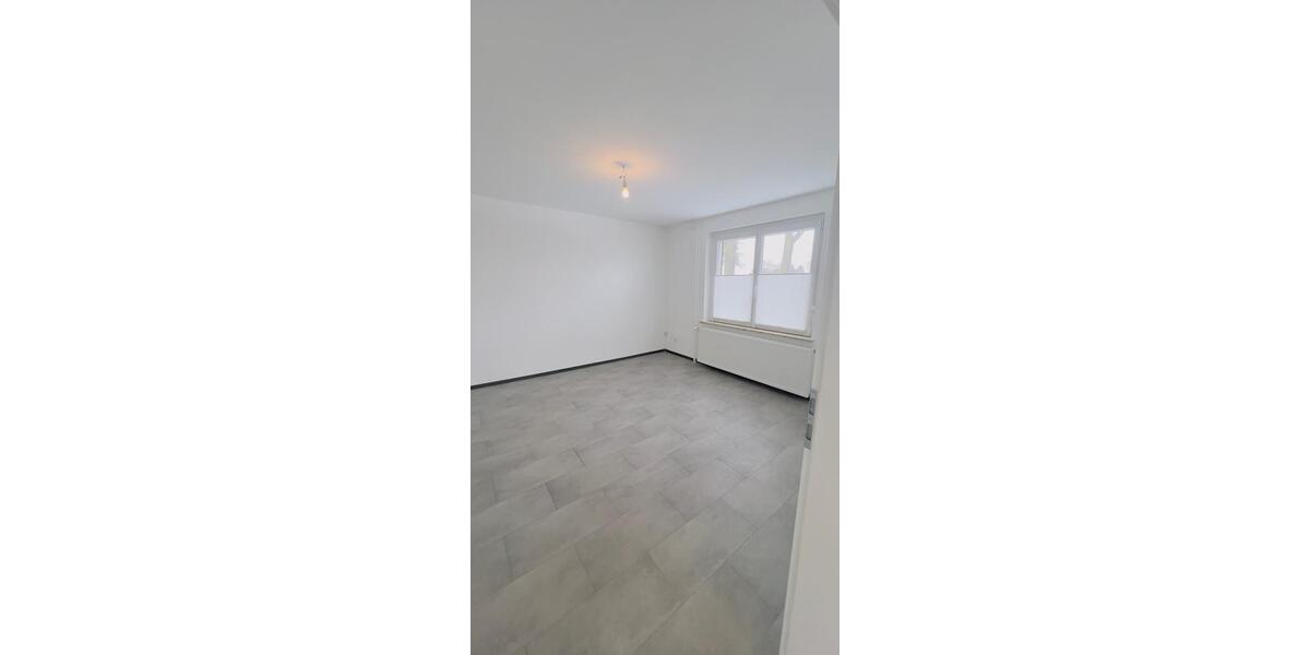 Etagenwohnung Edemissen - 2 Zimmer, 75 m&sup2;, 900&euro; | Angebot:26226914