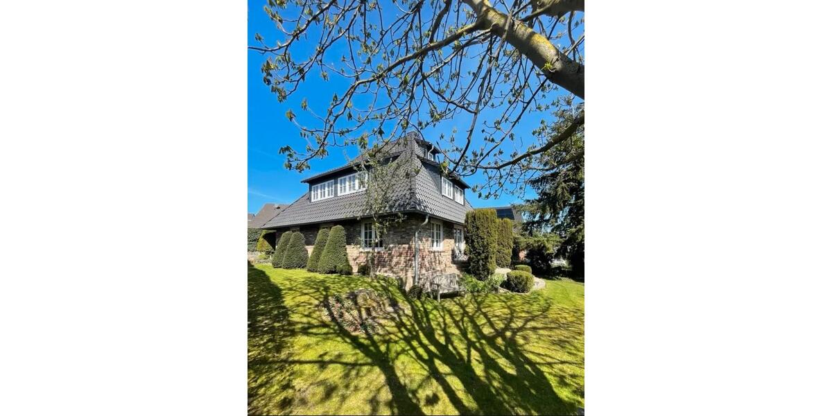 Einfamilienhaus Salzgitter Ortschaft Südost - 7 Zimmer, 217 m&sup2;, 678.000&euro; | Angebot:27193685