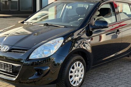 Hyundai i20 78.900 km 5.900 &euro; Salzgitter 38229