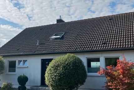 Einfamilienhaus in Ahlum, Feldrandlage mit Pool und Sauna zimmer