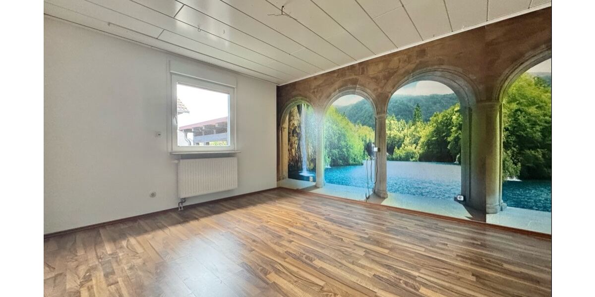 Charmantes Wohnhaus in ruhiger Lage 5.5 zimmer