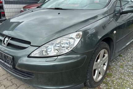 Peugeot 307 178.000 km 850 € Salzgitter 38229