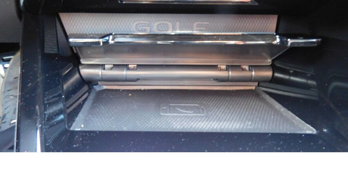 VW Golf 2.0 VIII GTI Performance 4 TRG TSI BMT Navi 29.100 km 23.990 &euro; Vordorf 38533