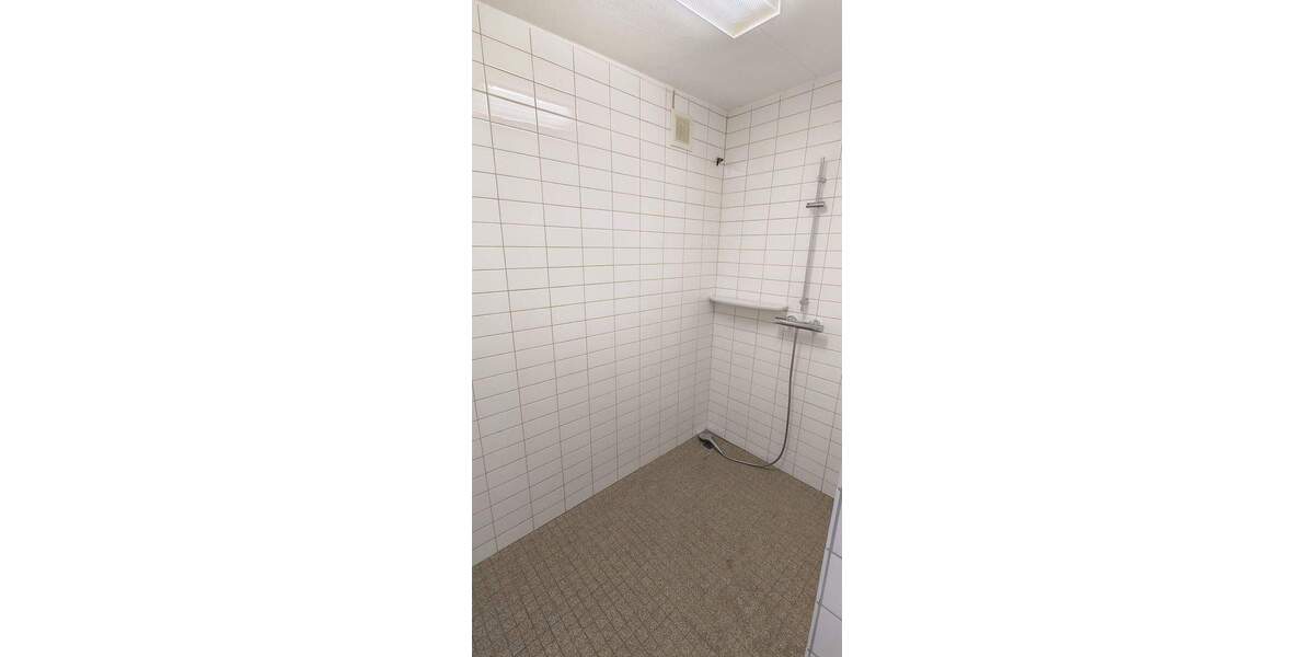 Gewerbeobjekt Edemissen Wipshausen - 6 Zimmer, 150 m&sup2;, 1.125&euro; | Angebot:25735321