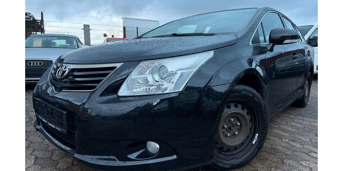Toyota Avensis 212.000 km 4.990 &euro; Hildesheim 31137