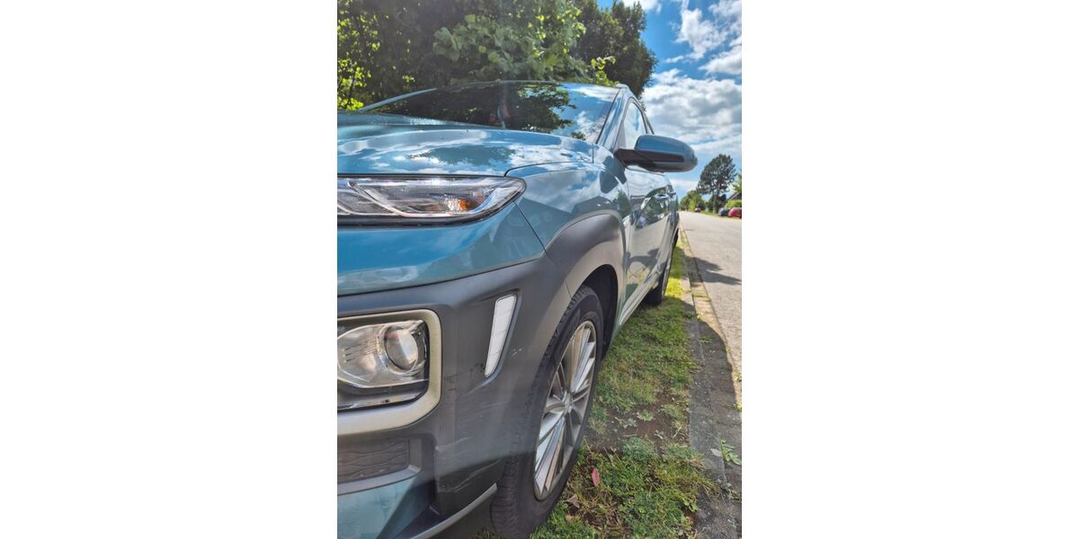 Hyundai KONA 121.800 km 11.000 &euro; Peine 31226