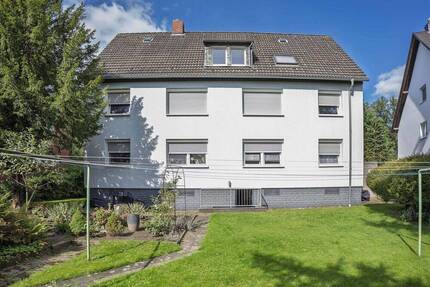 Moderne 2-Zi.-DG-Whg. (42?m²) mit Garten, neuem Bad & Teilmöblierung nahe Katzenbusch