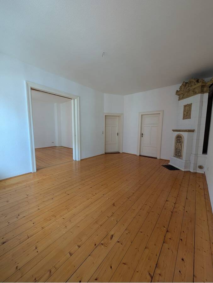 Attraktive 5-Zimmer-Wohnung mit Balkon in der Hildesheimer Oststadt
