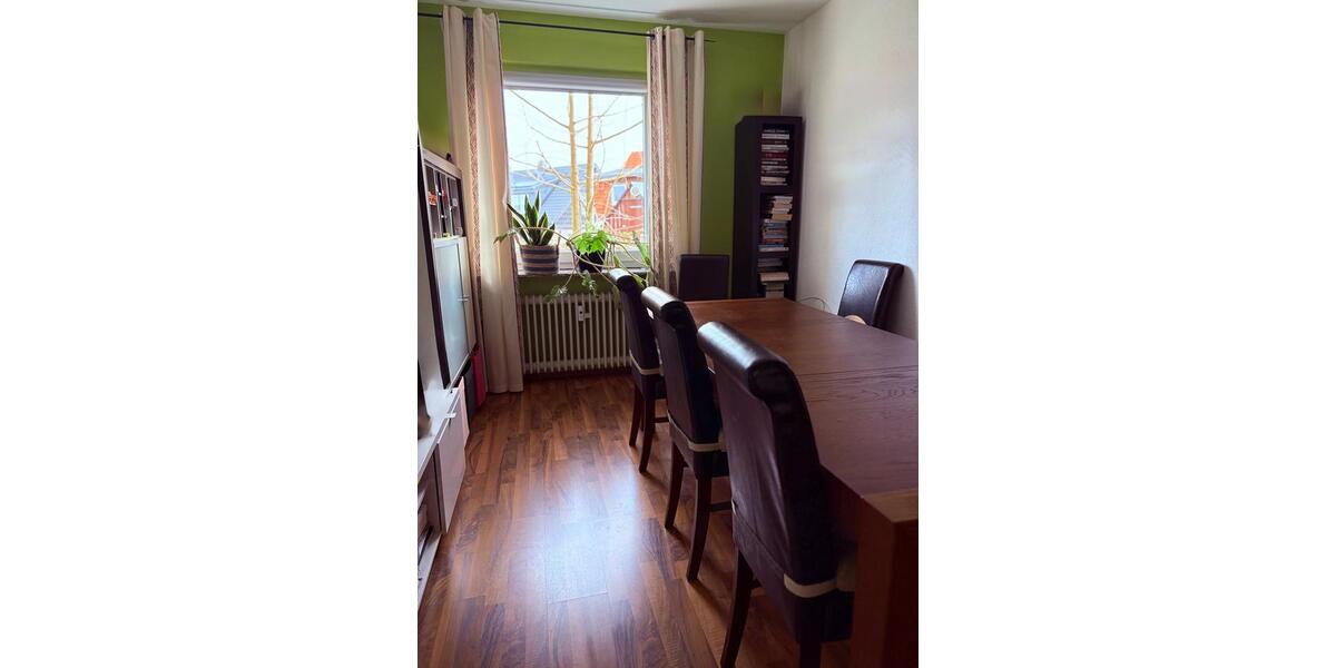 Hochparterre Goslar Immenrode - 4 Zimmer, 94 m&sup2;, 125.000&euro; | Angebot:27226389