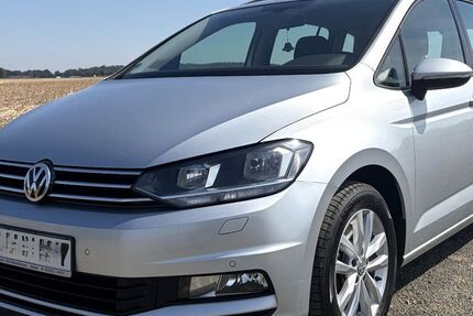 VW Touran 158.838 km 13.900 &euro; Salzgitter 38259