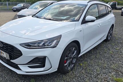 Ford Focus 1.430 km 33.890 &euro; Goslar 38644