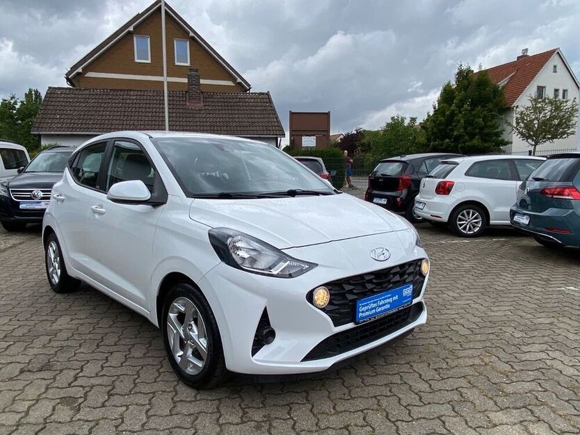 i10