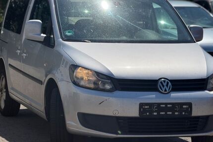 VW Caddy 290.000 km 4.990 &euro; Hildesheim 31135