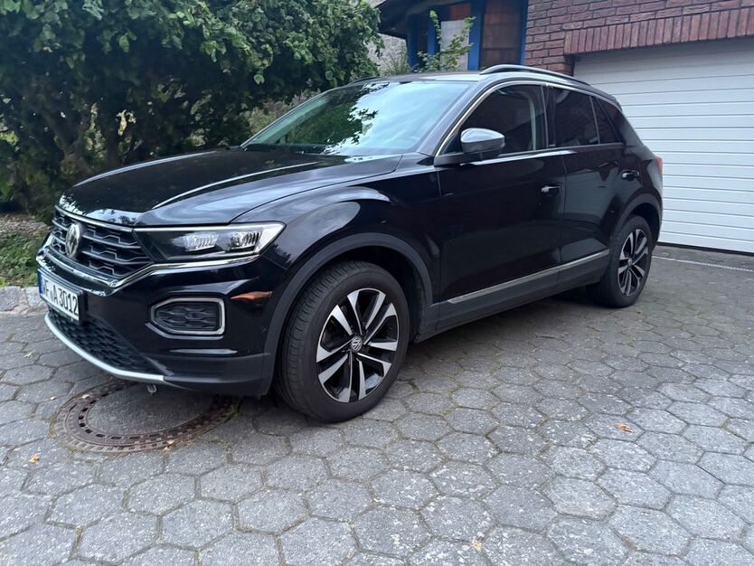 VW T-Roc 107.500 km 22.900 € Veltheim 38173