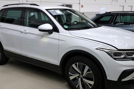 VW Tiguan 95.000 km 23.990 &euro; Goslar 38640