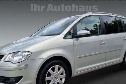 VW Touran 249.300 km 4.999 € Braunschweig 38120