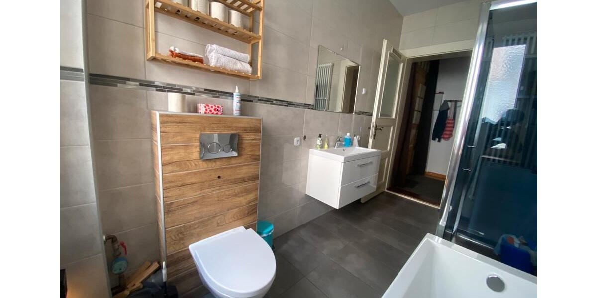 Hochparterre Hildesheim Oststadt/Stadtfeld - 4 Zimmer, 92 m&sup2;, 249.000&euro; | Angebot:26765444