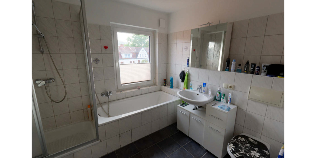 Helle und freundliche 2 Zimmer Wohnung Zentral in Bad Salzdetfurt 2 zimmer