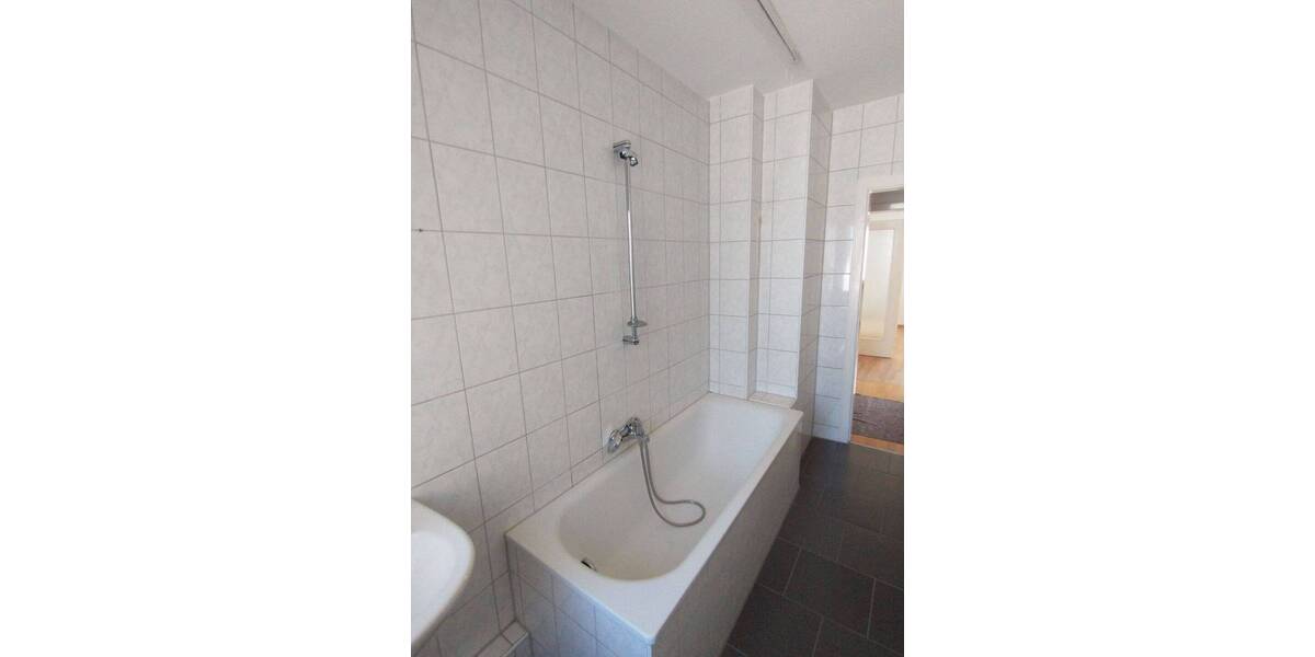 Etagenwohnung Braunschweig Innenstadt - 3 Zimmer, 71 m&sup2;, 625&euro; | Angebot:26208244