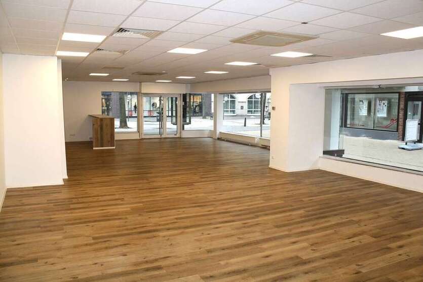 Einzelhandel in Peine 1.600 € 160 m²