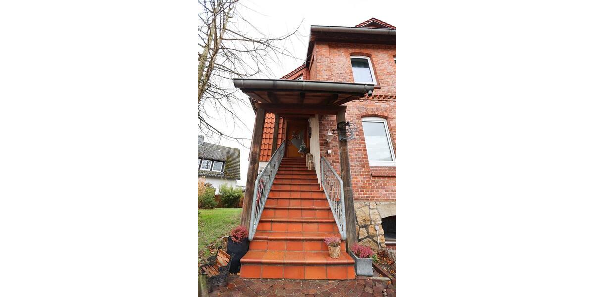 Doppelhaushälfte Schellerten - 4 Zimmer, 170 m&sup2;, 300.000&euro; | Angebot:24619675