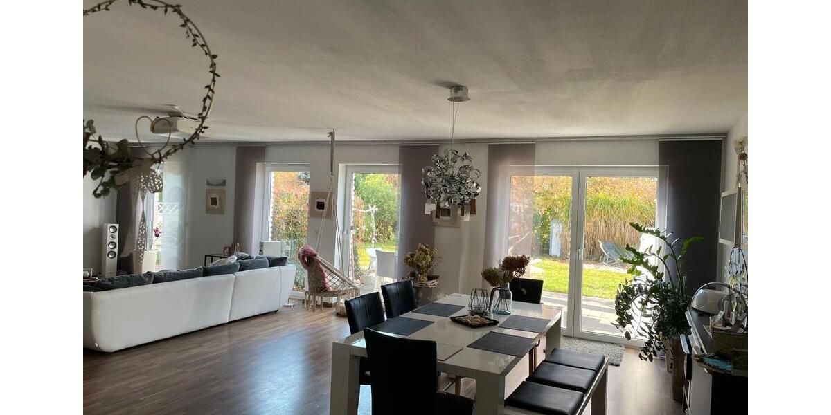 Einfamilienhaus Schwülper - 7 Zimmer, 197 m&sup2;, 749.000&euro; | Angebot:27096898