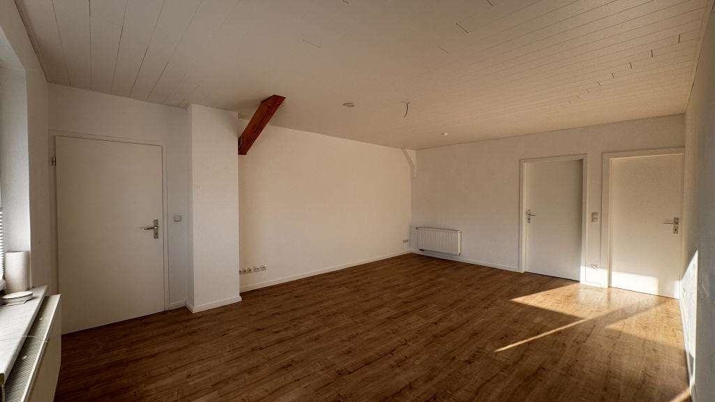 Etagenwohnung Peine - 4 Zimmer, 90 m&sup2;, 750&euro; | Angebot:25105525