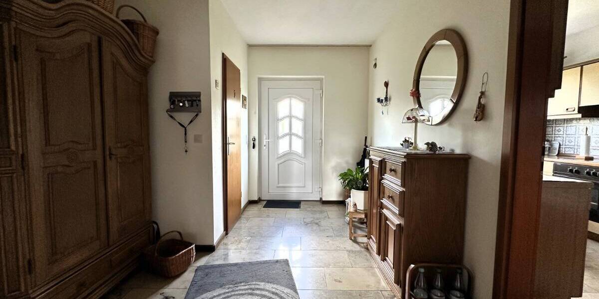 Reihenendhaus mit grünem Garten und Garage! 5 zimmer