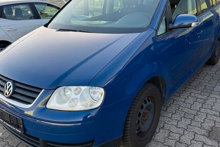 VW Touran 253.300 km 1.450 &euro; Wolfenbüttel 38304