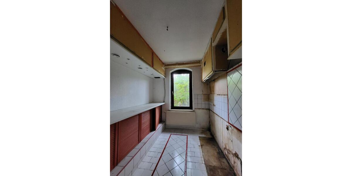 Einfamilienhaus Hildesheim Himmelsthür - 9 Zimmer, 195 m&sup2;, 175.000&euro; | Angebot:26689251