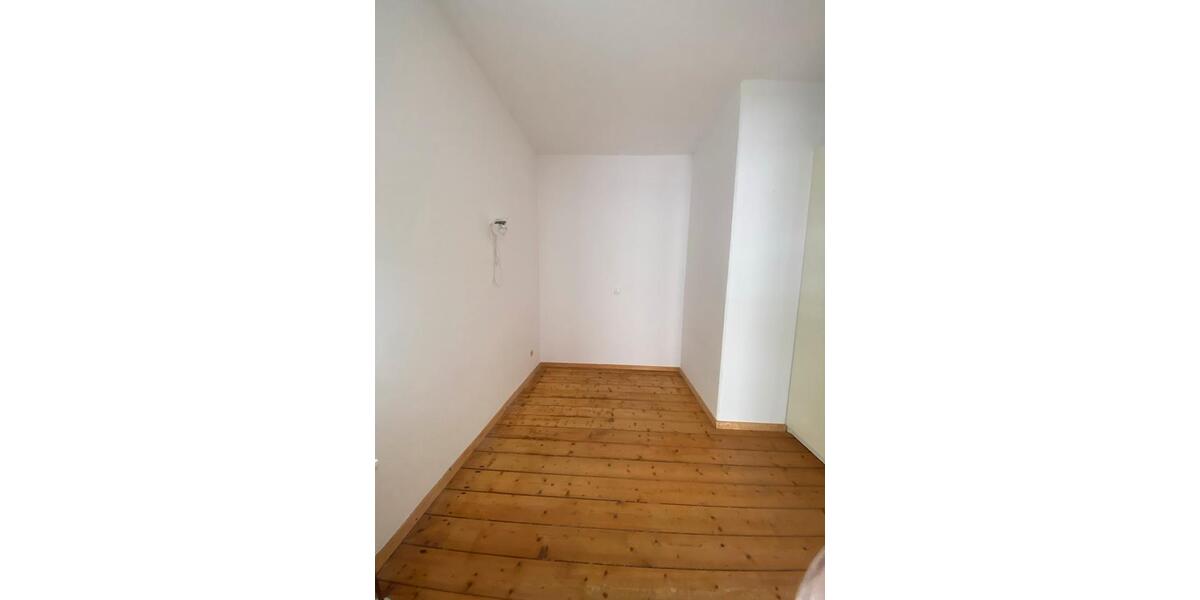 Hochparterre Hildesheim Oststadt/Stadtfeld - 4 Zimmer, 92 m&sup2;, 249.000&euro; | Angebot:26765444