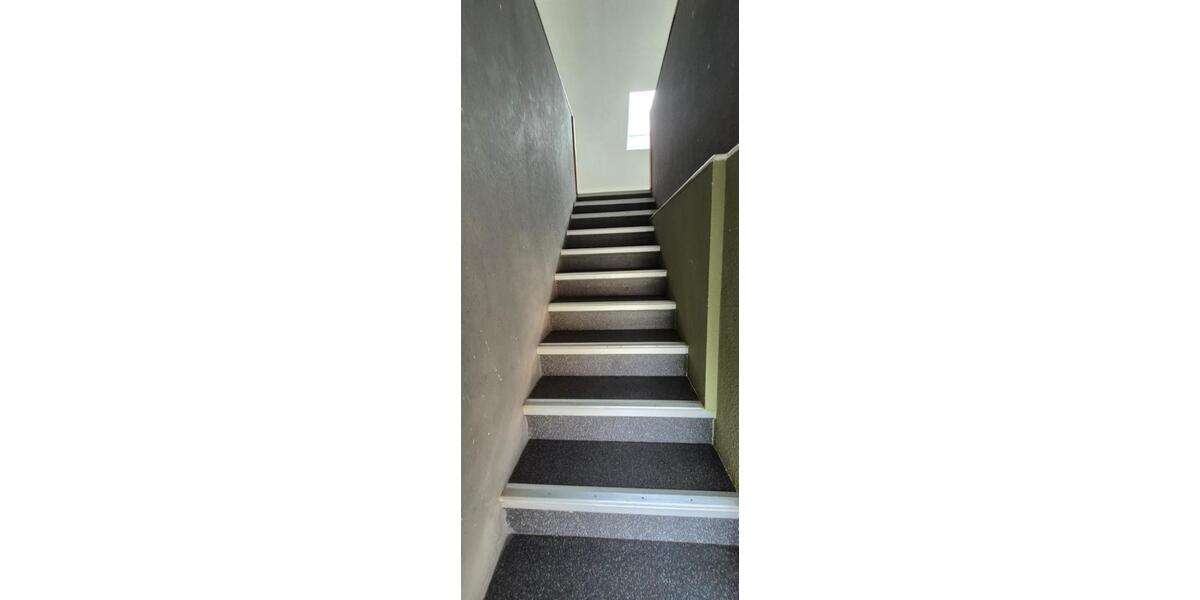 Etagenwohnung Peine Südstadt - 3 Zimmer, 95 m&sup2;, 730&euro; | Angebot:26263290