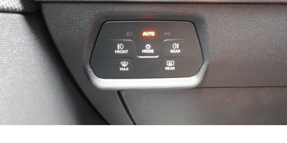 Seat Leon 1.0 Style TSI BMT LED Klima Navi 16.600 km 17.990 &euro; Vordorf 38533