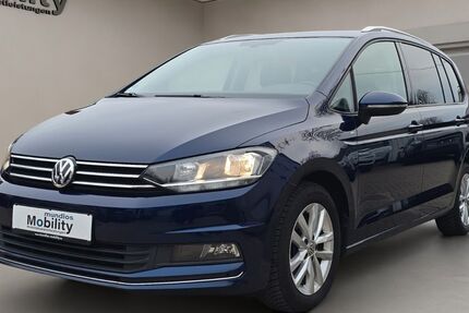 VW Touran 127.499 km 17.420 &euro; Braunschweig 38114