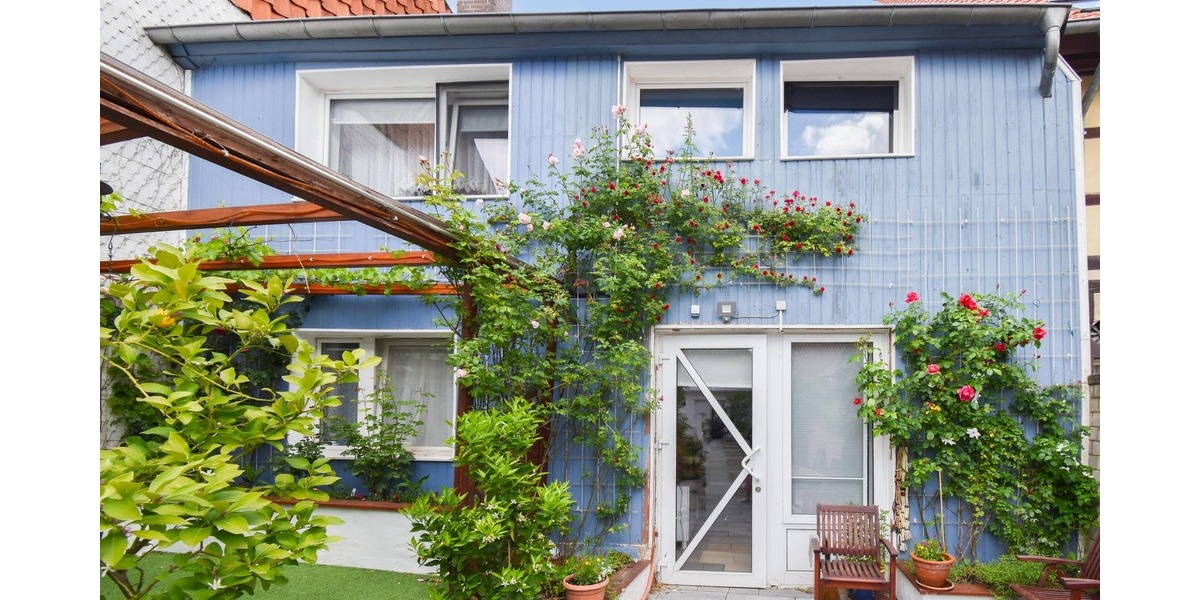 Historisches Reihenhaus mit PV-Anlage!!! - Reihenmittelhaus Bad Salzdetfurth | Angebot:26336858