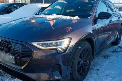 Audi e-tron 17.600 km 31.950 &euro; Salzgitter 38259