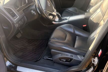 Volvo XC60 137.000 km 16.000 &euro; Salzgitter 38229
